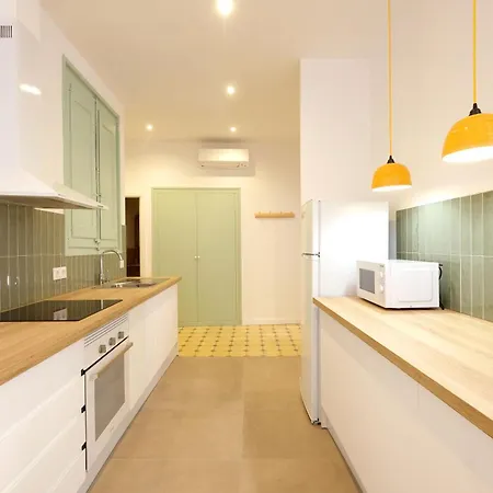 Apartamento Cavallers 2, Nuevo, En Pleno Centro Histórico
